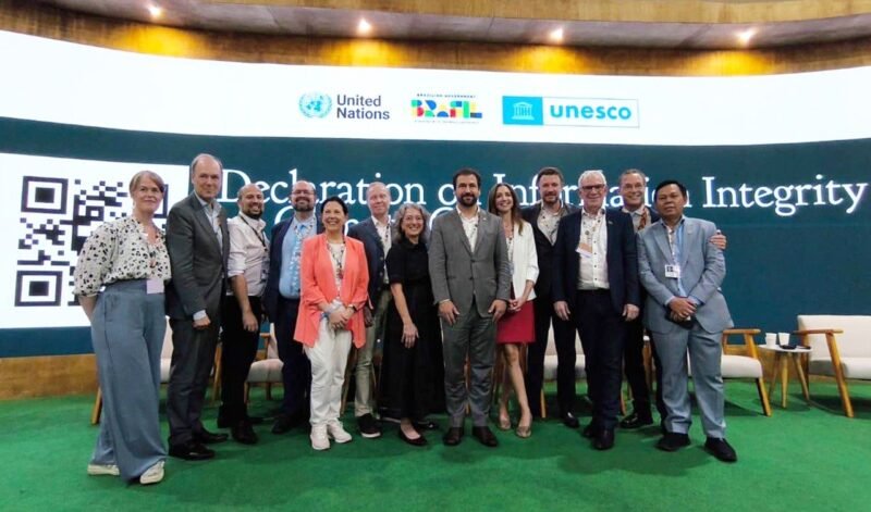 Ketua Dewan Perwakilan Daerah (DPD) RI, Sultan Baktiar Najamudin, menjadi salah satu pembicara kunci (Keynote Speaker) pada plenary Investment Forum dalam perhelatan Conference of Parties (COP) ke-30 di Belem, Brazil, Kamis (13/11) waktu setempat.(foto: dok DPD RI)