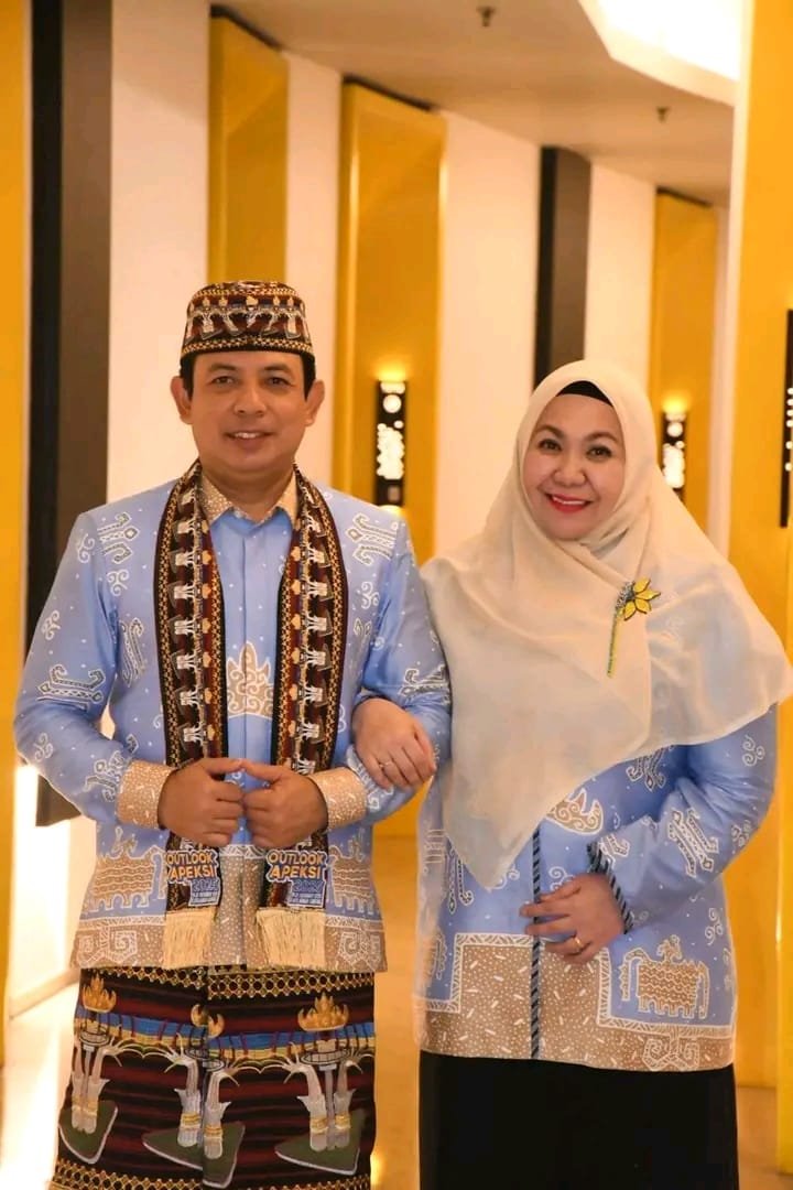 Pemkot Bengkulu berlakukan sistem satu arah di Jalan KZ Abidin pekan depan. Penataan ini untuk mengatasi kemacetan dan relokasi PKL di Pasar Minggu.