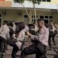 Ditsamapta Polda Bengkulu menggelar latihan bela diri untuk meningkatkan kesiapsiagaan dan kemampuan personel dalam menghadapi tugas di lapangan.