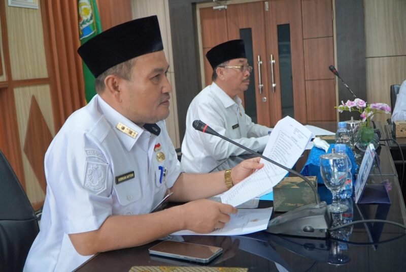 Status lahan hampir 10 hektare dibahas, Pemprov Bengkulu pastikan pembangunan Sekolah Rakyat tetap berjalan demi pendidikan anak miskin.