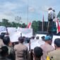 Ratusan warga demo di Bengkulu Tengah menuntut penghentian PT RAA yang diduga 17 tahun beroperasi tanpa HGU dan IUP.