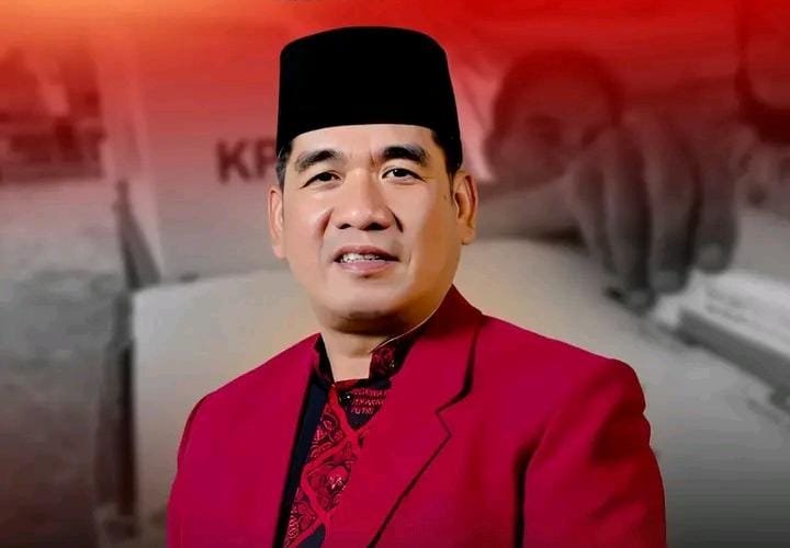 Wakil Ketua Pemenangan Pemilu PDIP Bengkulu Edwar Samsi menilai Pilkada lewat DPRD memangkas hak rakyat dan merusak demokrasi.