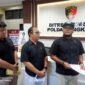 Polda Bengkulu mengungkap kasus penimbunan 2.400 liter Bio Solar di Kota Manna. Satu warga ditetapkan sebagai tersangka setelah memodifikasi tangki dan menggunakan puluhan barcode untuk membeli BBM subsidi secara ilegal.