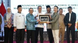 Aturan baru OJK melalui PJOK 19/2025 membuka peluang UMKM Bengkulu mendapatkan akses pembiayaan lebih mudah. Komisi XI DPR RI mendorong pemerintah daerah dan perbankan segera menerapkannya.