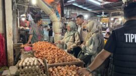 Polda Bengkulu bersama Satgas Pangan memantau harga bahan pokok secara serentak di seluruh daerah menjelang Ramadhan. Berikut hasil pemantauan harga sembako terbaru.