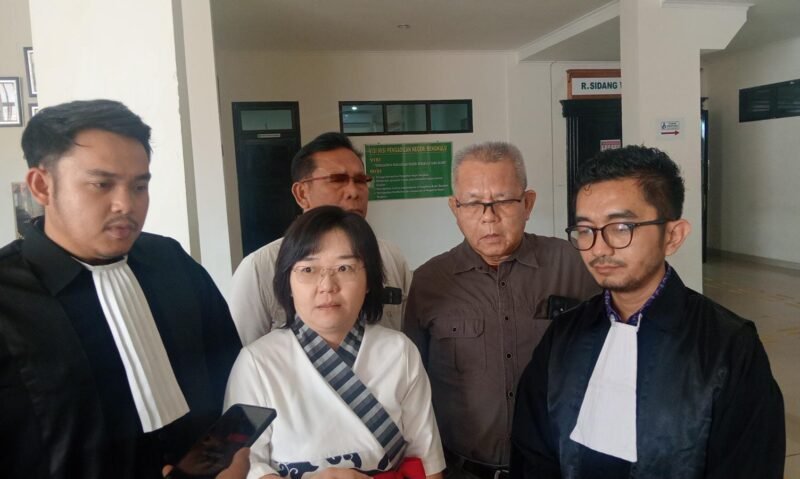 Sidang dugaan kebocoran keuangan Mega Mall–PTM di Tipikor Bengkulu memanas. PH tegaskan kerugian negara harus diawali audit investigasi resmi sebelum dihitung.