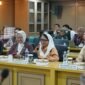 RAPAT KERJA: Dalam Rapat Kerja Anggota DPD RI Destita Khairilisani mendorong penguatan KONI dan menyuarakan kesiapan Bengkulu menjadi tuan rumah PON, sekaligus menekankan pentingnya pembinaan atlet sejak dini. (Senin-20-04-2026)--FOTO: IST//MBG.