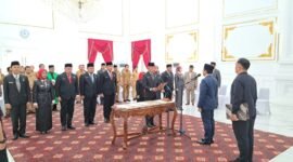 LANTIK:  Walikota Bengkulu, lantik 10 Kepala Dinsa Baru