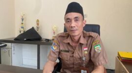 SAMPAIKAN: Sekretaris Dispora Provinsi Bengkulu, Mike Van Hove, sampaikan saat Dispora mulai serius mengembangkan e-sport dengan menyiapkan fasilitas latihan bagi pelajar, meski prestasi di level nasional masih menjadi tantangan. (SELASA-21-04-2026)-- FOTO: HANDI//MBG.