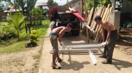 Pembangunan Jembatan Perintis Garuda di Taba Penanjung memasuki tahap pemasangan badan jembatan. Kodim 0407 bersama warga optimistis pembangunan segera selesai dan membantu perekonomian masyarakat.