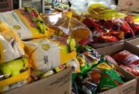 SEMBAKO: Harga sembako di Bengkulu mengalami kenaikan dalam beberapa hari terakhir. Minyak goreng, gula pasir hingga tepung terigu naik dan mulai dikeluhkan warga serta pedagang Pasar Minggu Kota Bengkulu. (SABTU-16-05-2026)-- FOTO: HANDI//MBG.