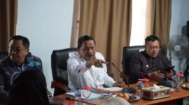 Belasan perusahaan sawit di Mukomuko sepakat kembali mengikuti harga TBS Pemprov Bengkulu sebesar Rp3.465 per kilogram setelah rapat yang dipimpin Wakil Gubernur Mian.