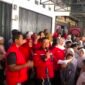 BAGIKAN: Sebanyak 1.513 siswa di Kota Bengkulu menerima bantuan Program Indonesia Pintar (PIP) melalui aspirasi anggota DPR RI Fraksi PDIP, MY Esti Wijayati. Bantuan diberikan untuk siswa SD, SMP, SMA hingga SMK guna mendukung kebutuhan pendidikan dan meringankan beban keluarga. (Jumat-05-06-2026)-- FOTO: HANDI//MBG.