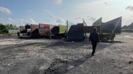 Polda Bengkulu menangkap tiga pelaku jual beli batu bara ilegal di Bengkulu Tengah. Polisi menyita lima truk bermuatan batu bara dan menetapkan tiga tersangka.
