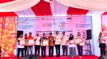 Tak Hanya Urus Pelabuhan, Pelindo Bengkulu Turun ke Enggano Gerakan Orang Tua Asuh