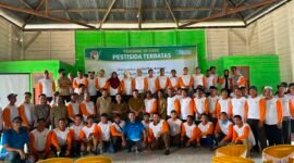 ALISHTER menggelar pelatihan penggunaan pestisida terbatas bagi petani di Mukomuko. Kegiatan ini bertujuan meningkatkan pengetahuan petani.