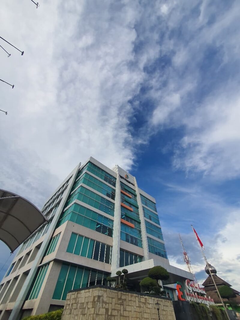 Bank Bengkulu melakukan penyempurnaan tampilan saldo efektif pada layanan digital, memperkuat transformasi perbankan modern serta menghadirkan Lounge Blue Sky bagi nasabah prioritas.