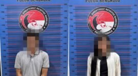 Polda Bengkulu mengamankan pasangan suami istri berinisial APB dan VM setelah pengejaran di Kota Bengkulu. Polisi menemukan 43 paket diduga ganja dan 19 paket diduga sabu dengan berat kotor sabu 4,46 gram.