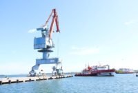 Aktivitas di kawasan Pelabuhan Pulau Baai, Kota Bengkulu. Pelabuhan ini menjadi salah satu pintu utama aktivitas bongkar muat dan distribusi barang melalui jalur laut di Provinsi Bengkulu.