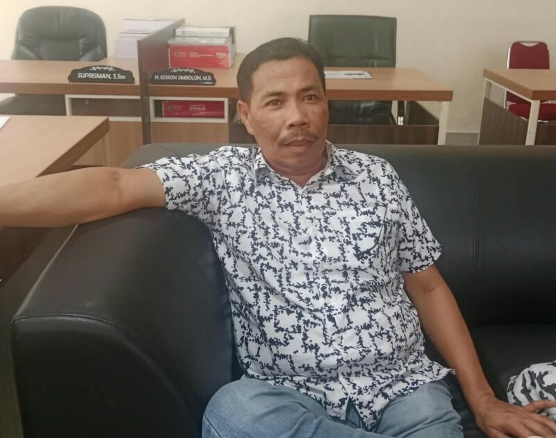 Ketua Komis IV DPRD Provinsi Usin Abdisyah Putra Sembiring menilai apa yang terjadi oleh Guru SD IT adalah terzolimi 