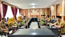 RAPAT: Pemerintah Provinsi Bengkulu berencana menghadirkan artis untuk menghibur masyarakat secara gratis.