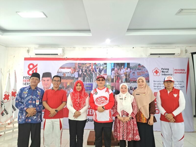 Handi pratama, Foto bersama ketua PMI Bengkulu Herwan Antoni